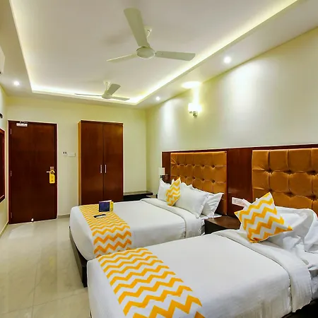 Super Townhouse Oak Times Square Le Western