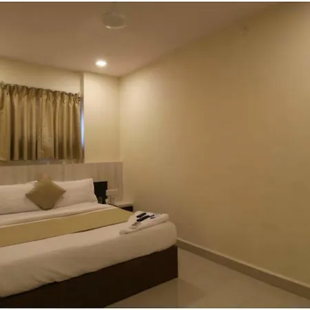 Hotel Ashir 3*