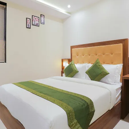 Hotel Amber Palace Mumbai