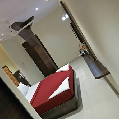 Silver Elite Hotel 3*
