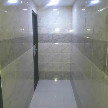 Hotel Holiday Inn 3* Mumbai