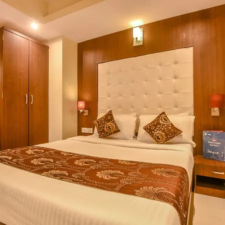 Hotel Oyo 7840 Artus 2