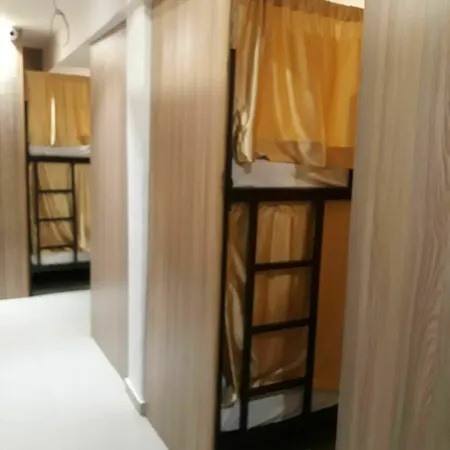 Bed & Breakfast Golden Mumbai