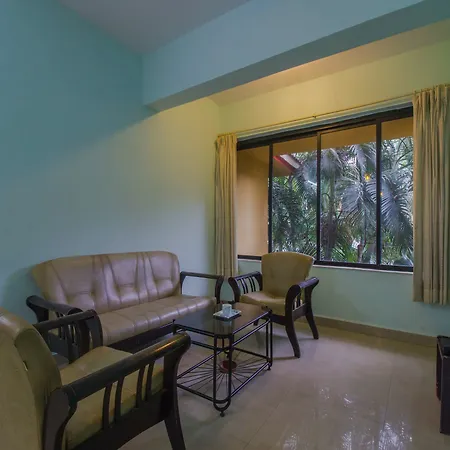 Hotel Oyo 17028 Aviva Residency 3*