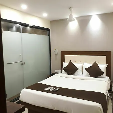 Garden Creek Residency Near Airport 3* Mumbai