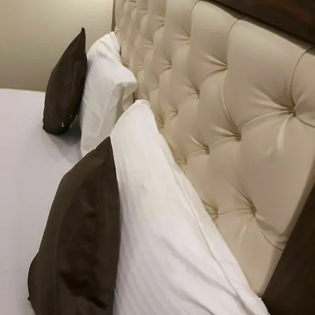Hotel Garden Creek Residency Near Airport