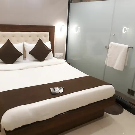 Garden Creek Residency Near Airport Hotel Mumbai