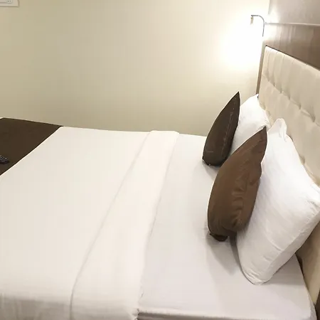 Garden Creek Residency Near Airport 3*