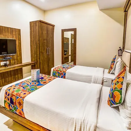 Hotel Oyo 9187 Adlon International Mumbai