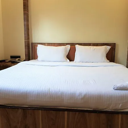 Hexa Benzy Palace Hotel Mumbai