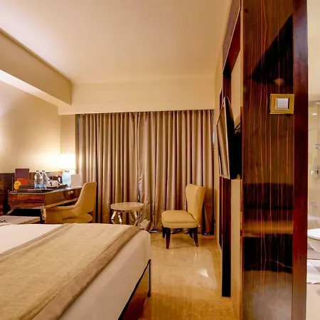 Hotel Sai Palace Grand, Malad 4*