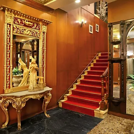 The Ambassador, Marine Drive, Hotel