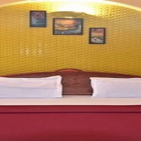Hotel Maangta 111 @ Andheri East Mumbai