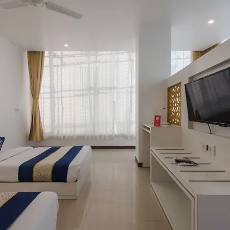 Hotel Aura