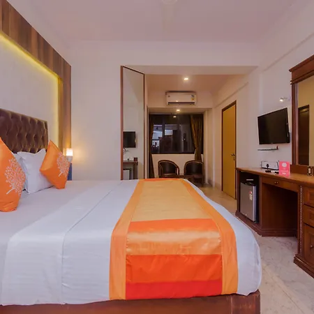 Oyo 10354 Shantidoot Hotel 2*