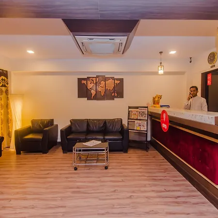 Hotel Oyo 10354 Shantidoot 2*