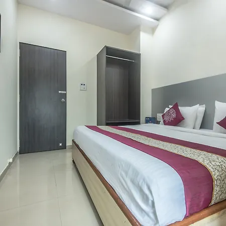 Hotel Oyo 845 Kailash Park 2*