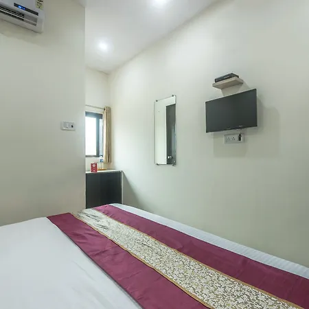 Hotel Oyo 845 Kailash Park