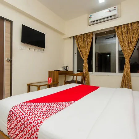 Oyo 11441 Blue Bells Residency Mumbai