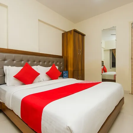 Oyo 11441 Blue Bells Residency Hotel