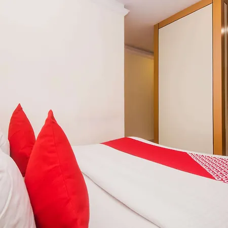 Hotel Capital O Orbit Near Infiniti Mall Mumbai