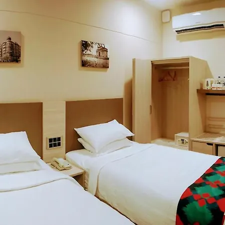Hotel Mumbai, Andheri 4*