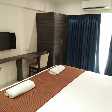 Hotel Ontime Residency And 3*