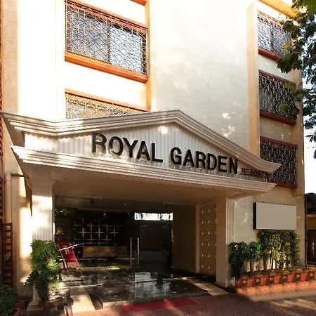 Capital O 36119 Royal Garden & Lawns 3* Mumbai