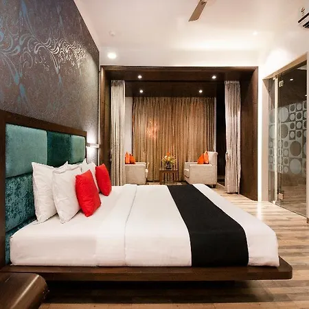 Capital O 36119 Royal Garden & Lawns Mumbai