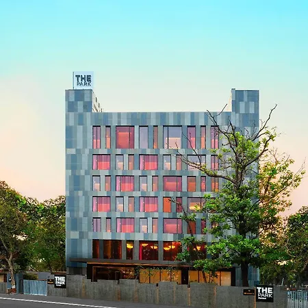 The Park Juhu 4*