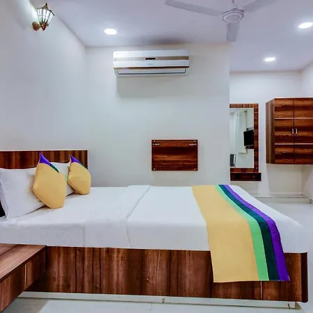 Hotel Treebo Trip Vijay