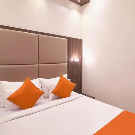 Sea Grand, Colaba