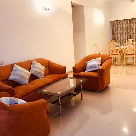 Guest house Comfortable & Relaxing In Bandra East Mumbai