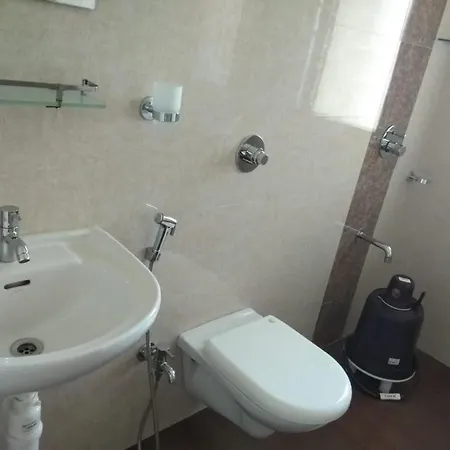 Guest house Sea View With Reasonable Price In Parel