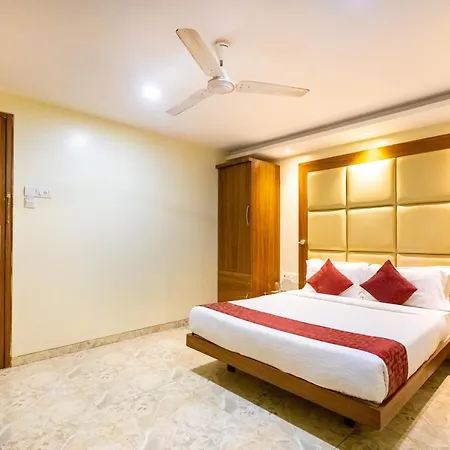 Hotel Apex International Near Airport 3*