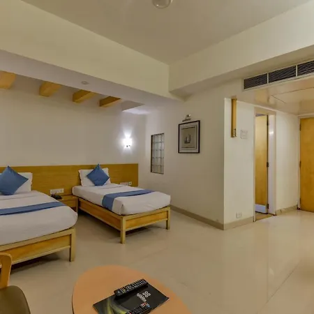 Ajanta Hotel 3*