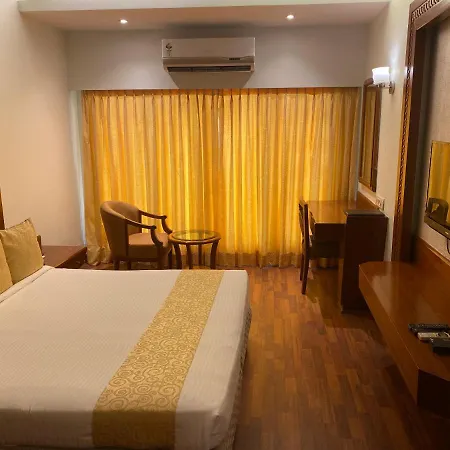 Hotel Kohinoor Park 3*