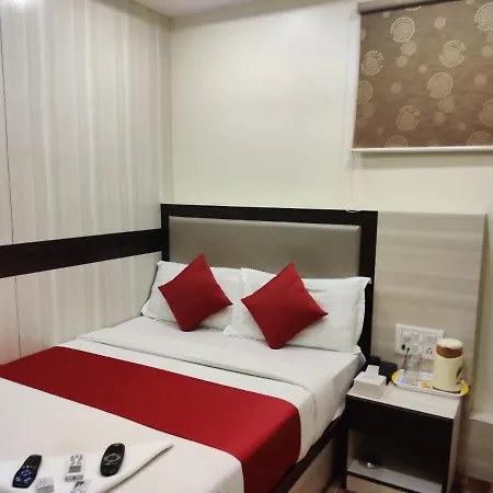 Hotel Happyland