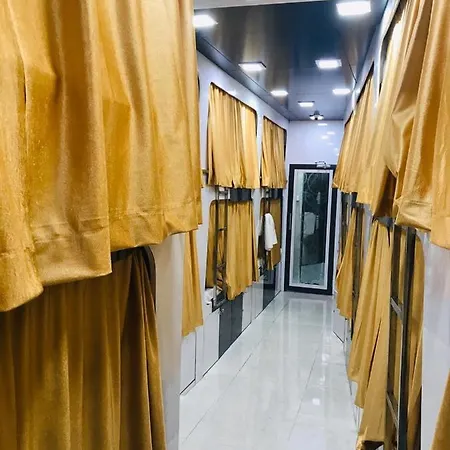 Andheri-69-dormitory Apartment