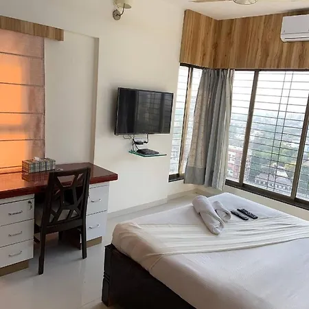 Comfortable & Relaxing In Bandra East