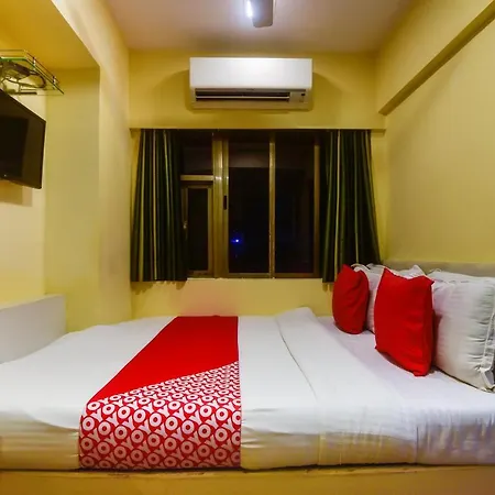 Oyo 64101 Bandra Terminus Hotel 3*