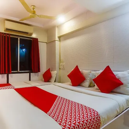 Oyo 64101 Bandra Terminus Hotel 3*