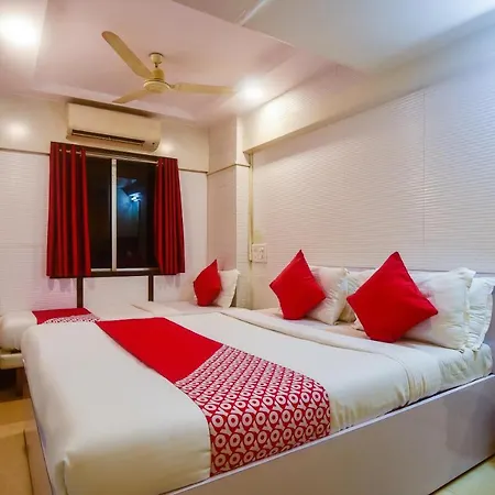 Hotel Oyo 64101 Bandra Terminus 3*