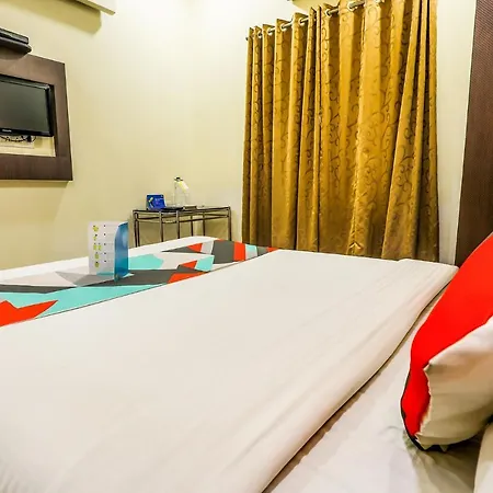 Fabhotel Adore 3* Mumbai