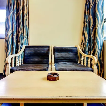 Hotel Kadamb Residency