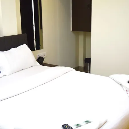 Apex Executive Hotel