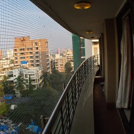Bed & Breakfast Bandra West With Breakfast