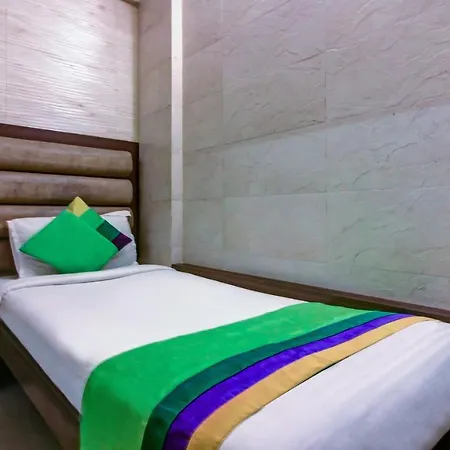 Treebo Bloom Powai Hotel 3*