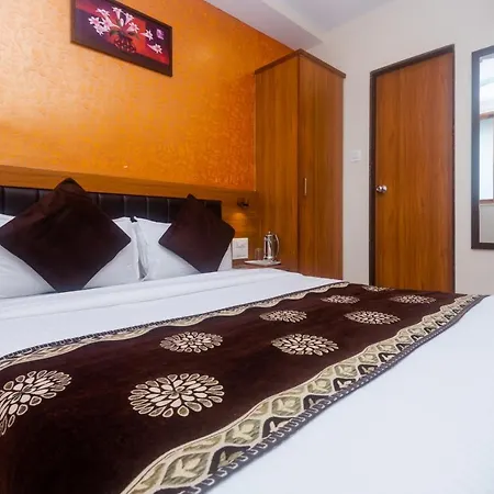 Aiston Hotel Mumbai