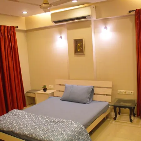 Bandra West With Breakfast Bed & Breakfast Mumbai